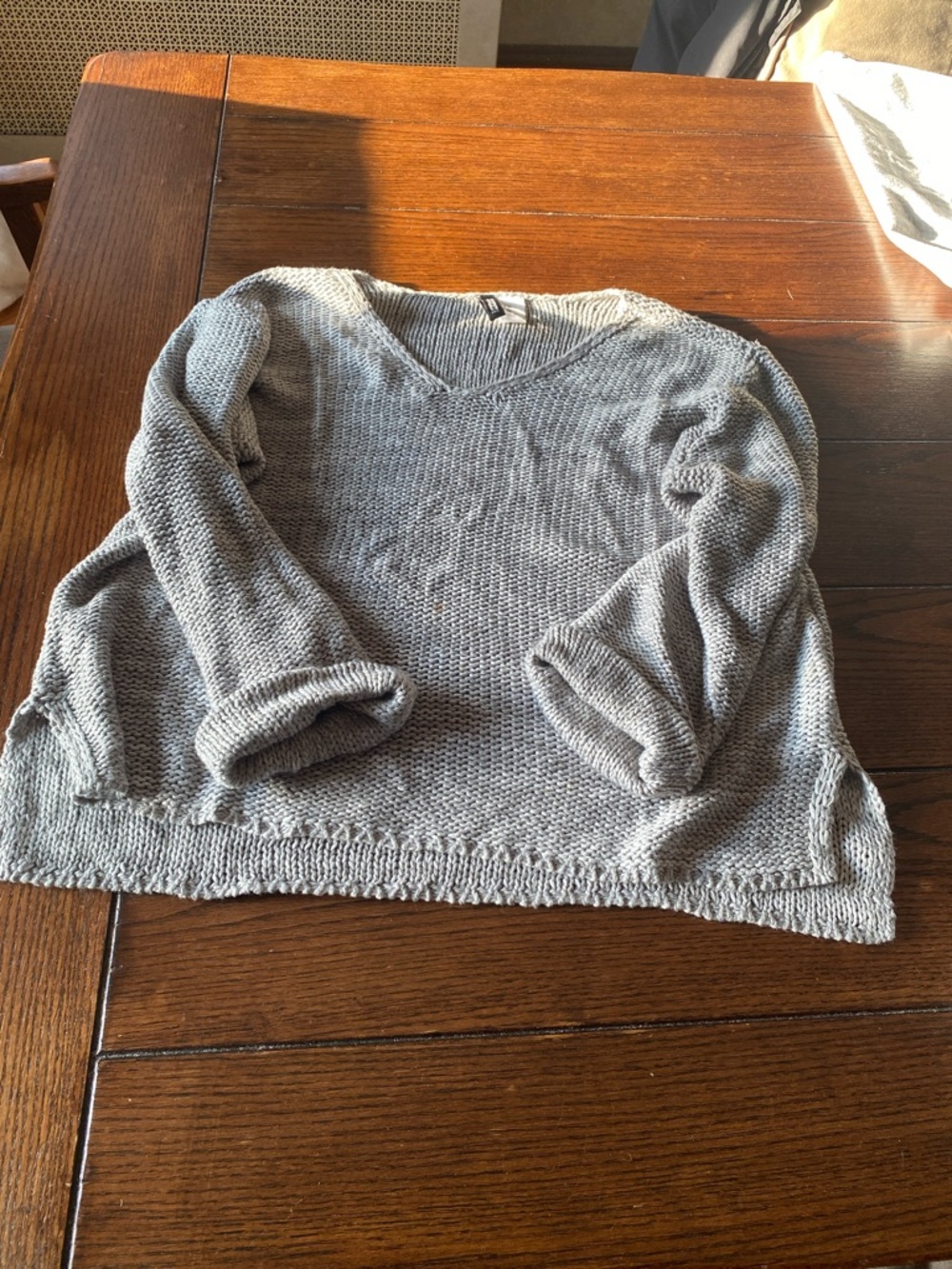 Gray Cable Knit pullover V Neck Sweater XS Oversized 20"W x 22"L Divided H&M